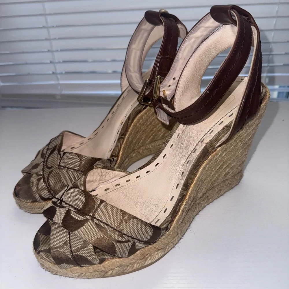 Coach Tan and Brown Wedge Sandals sz 8 - Picture 3 of 5